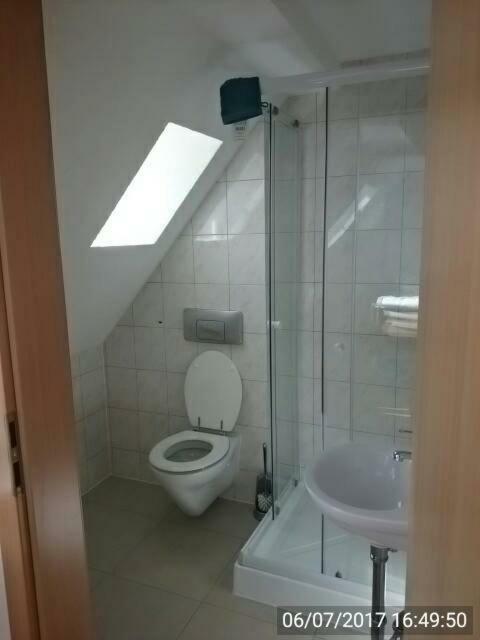 Birkenhard Biberach-Riss-Zimmer-Frei, Einzel-Zimmer Bad Kueche מראה חיצוני תמונה