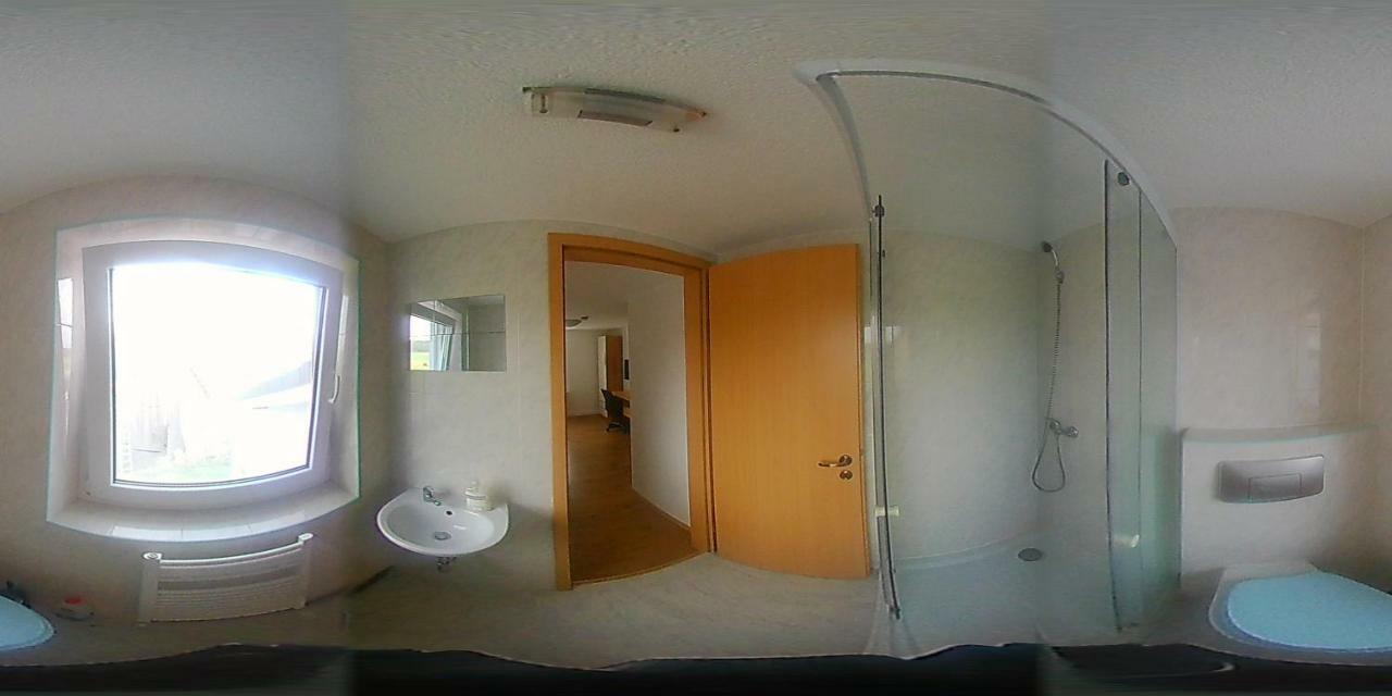 Birkenhard Biberach-Riss-Zimmer-Frei, Einzel-Zimmer Bad Kueche מראה חיצוני תמונה