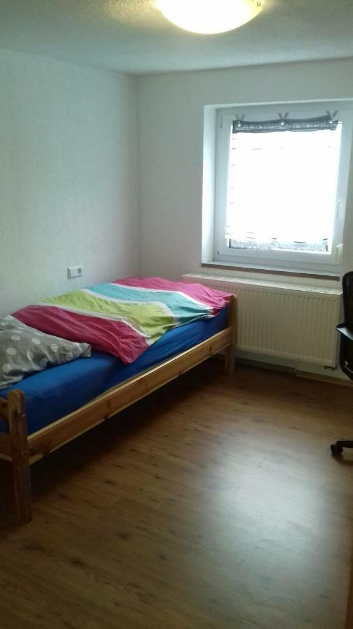 Birkenhard Biberach-Riss-Zimmer-Frei, Einzel-Zimmer Bad Kueche חדר תמונה